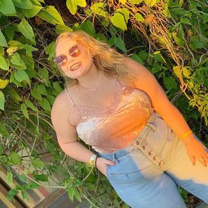 Meet your Posher, Christina